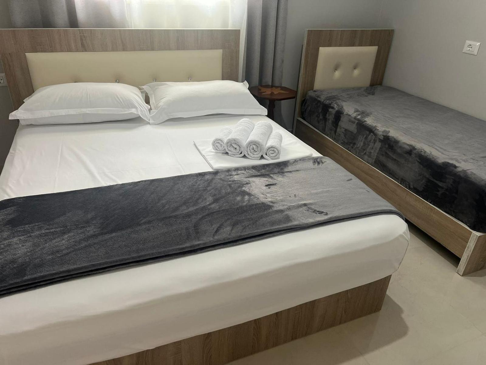 Twins Apartment Përmet 외부 사진