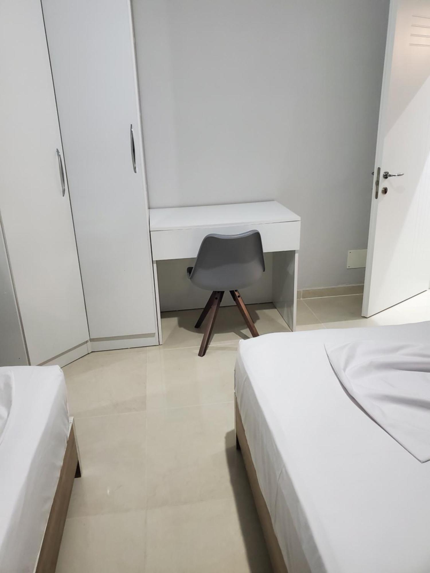 Twins Apartment Përmet 객실 사진