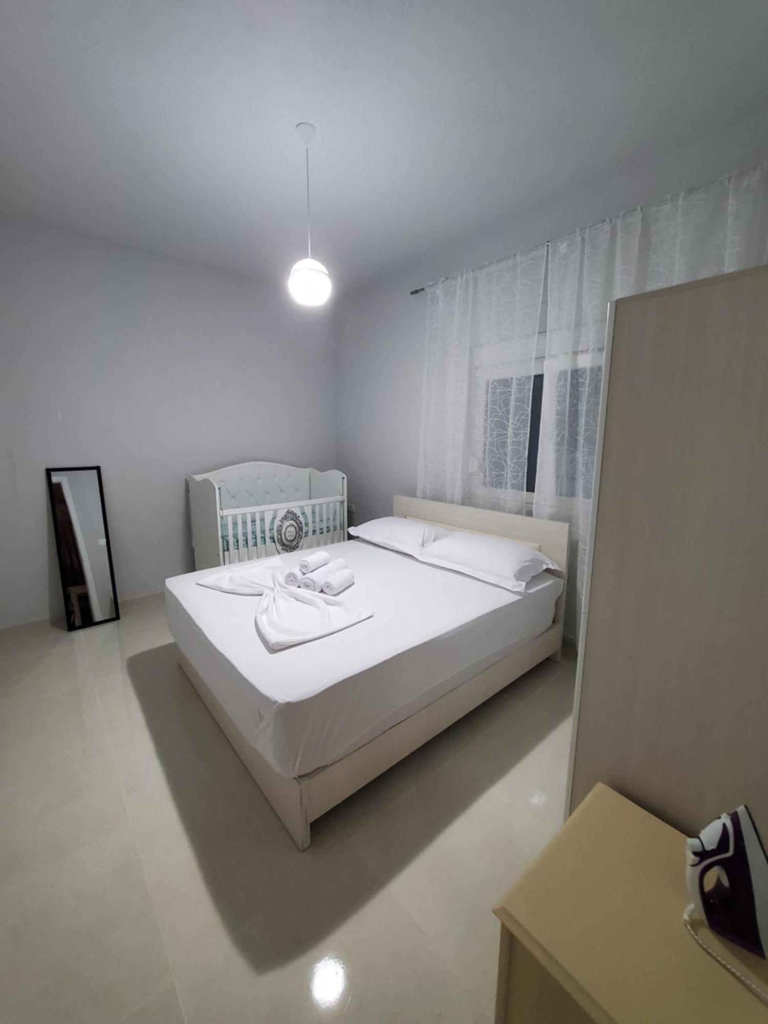 Twins Apartment Përmet 객실 사진